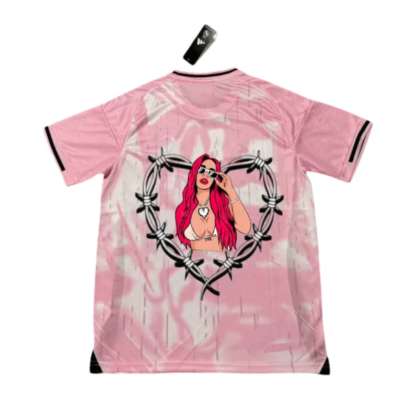 Real Madrid x Karol G camiseta - Imagen 2