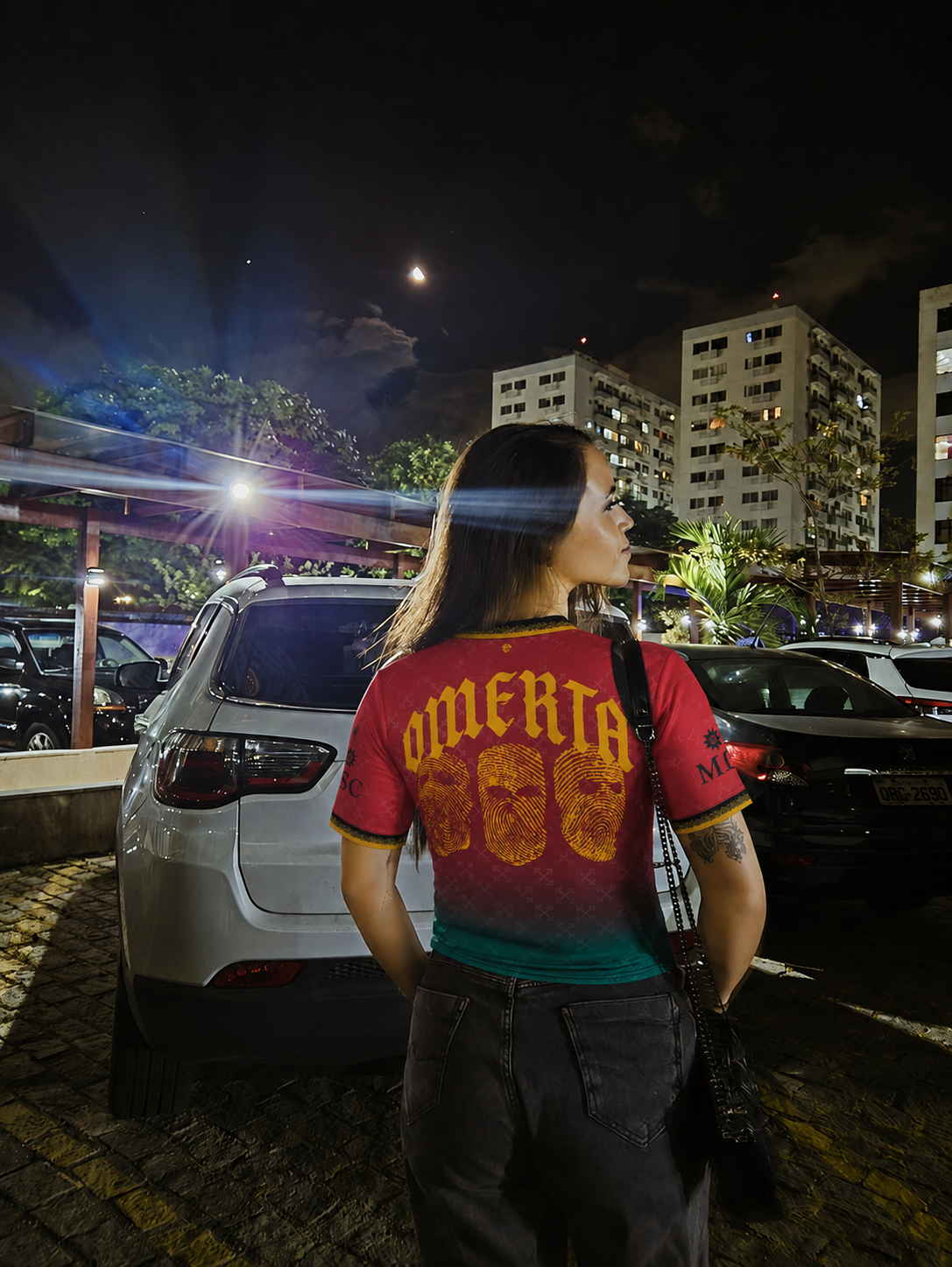 Foto de Alejandro Molina con su camiseta