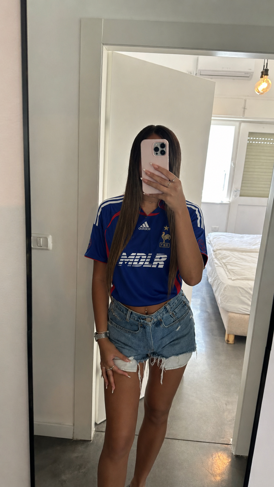 Foto de Javier López con su camiseta