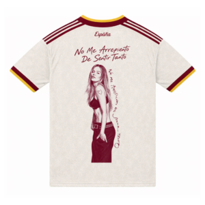 Selección de España Dos Estrellas x Karol G camiseta